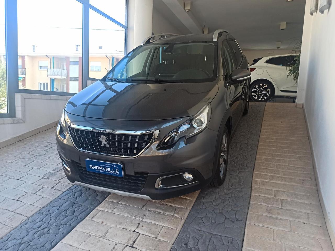Peugeot 2008 BlueHDi 100 S&S Allure