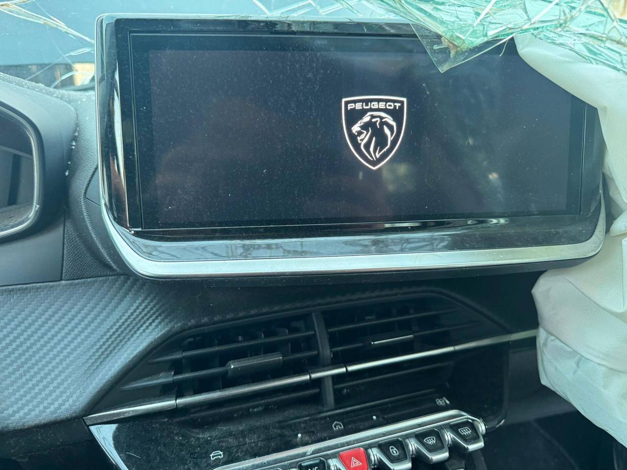 Peugeot 208 PureTech 100 Stop&Start 5 porte GT sinistrata incidentata