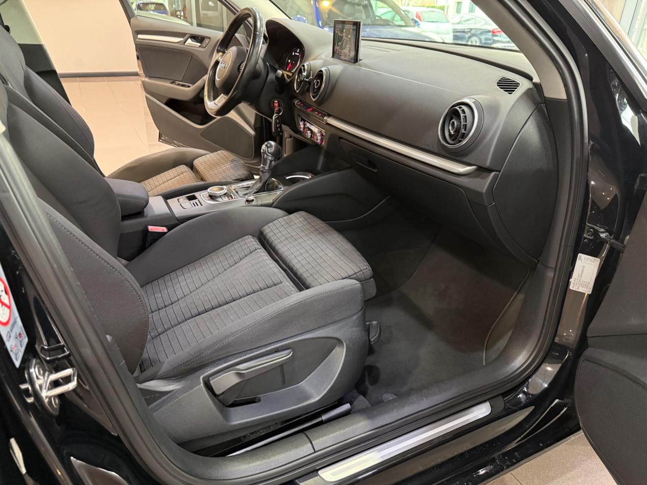 Audi A3 Sportback 2.0 tdi Ambition s-tronic