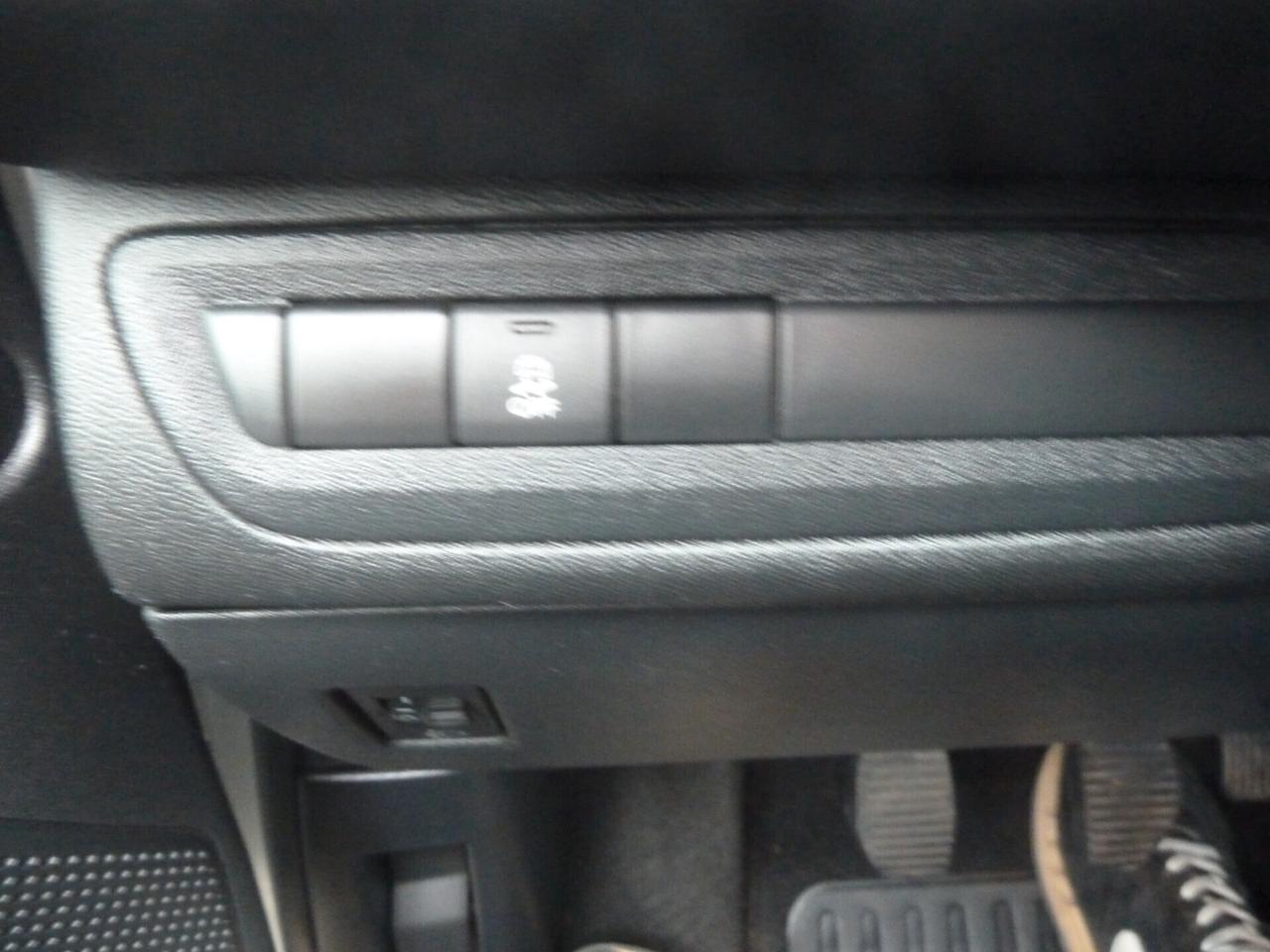 Peugeot 208 1.0 VTi 68 CV 5 p. Access Ok Neopatentati