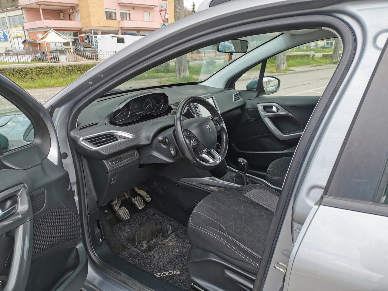 Peugeot 2008 1.2 benzina OK NEOPATENTATI /FINANZIABILE