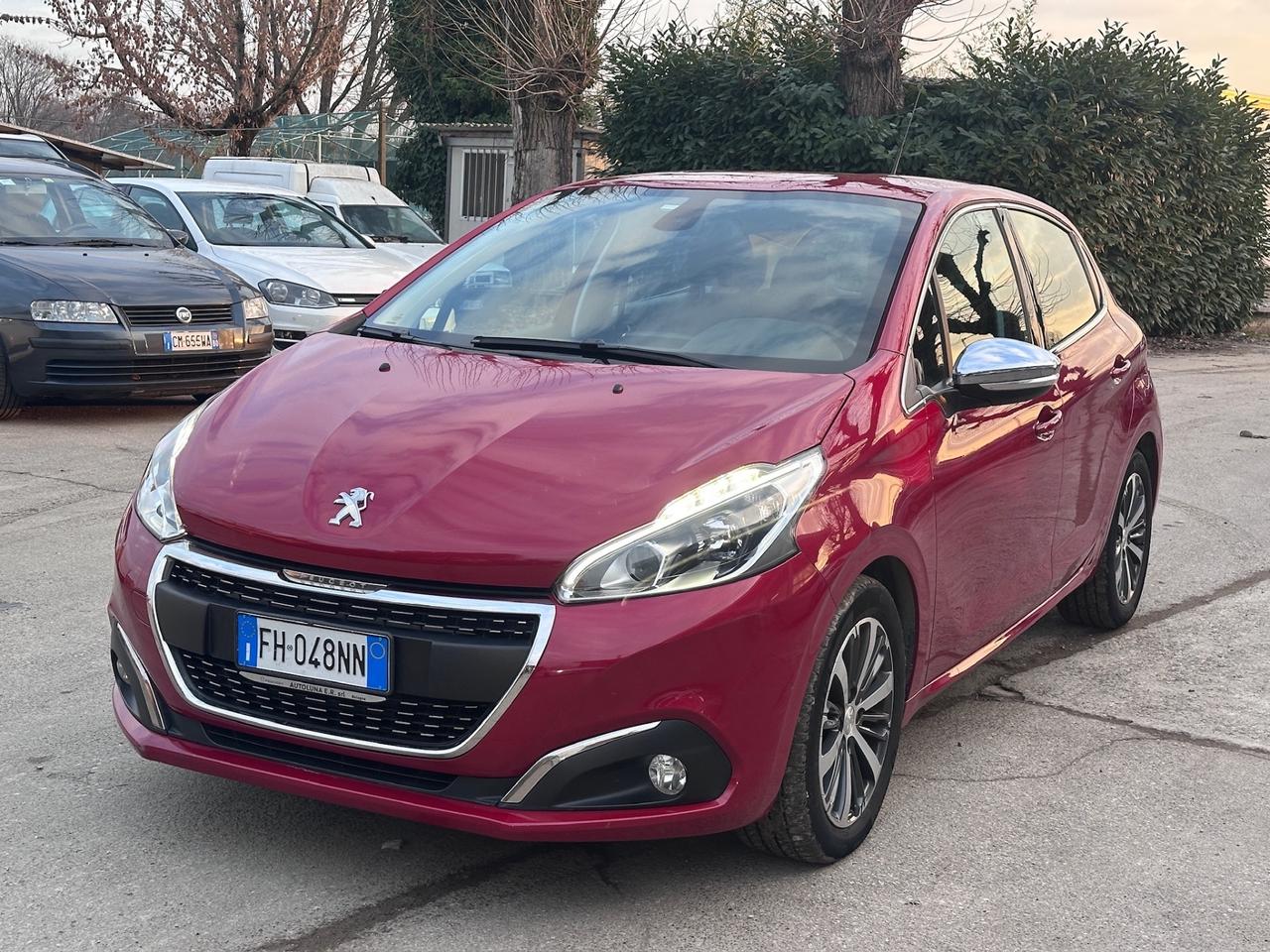 Peugeot 208 PureTech 82 5 porte Allure solo 150mila km