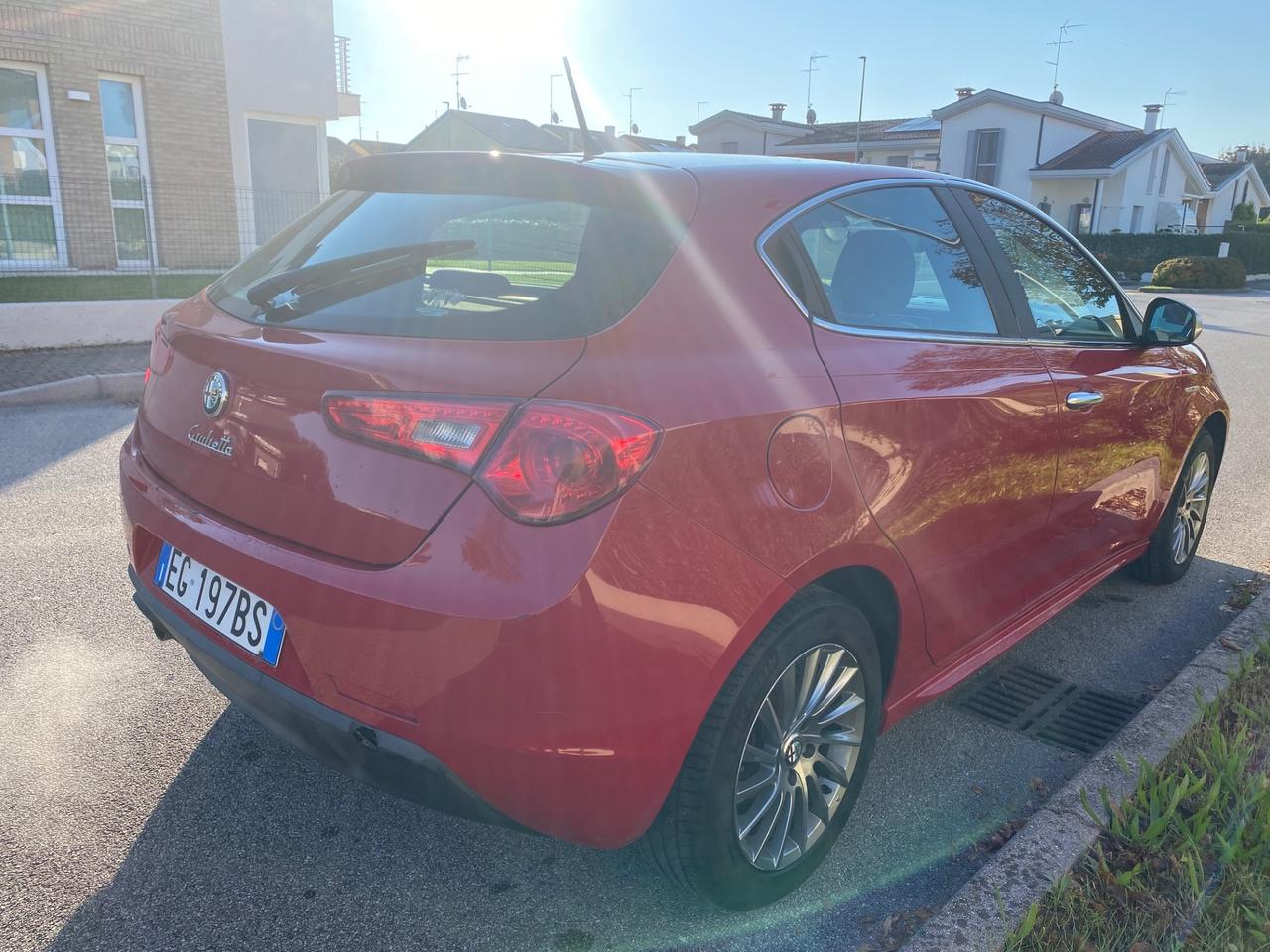 Alfa Romeo Giulietta 1750 TBi Quadrifoglio Verde