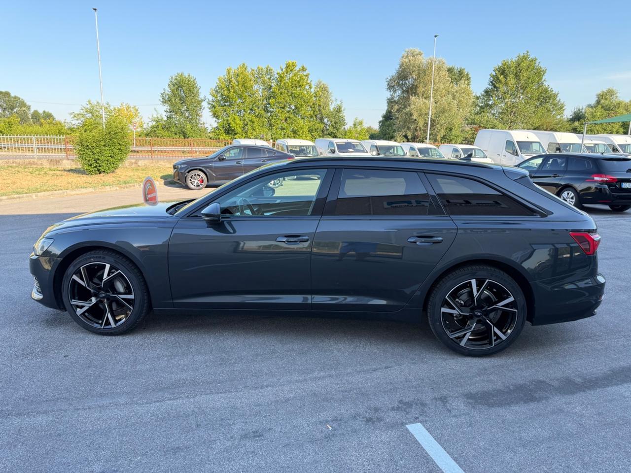Audi A6 Avant 40 2.0 TDI 204 CV S tronic Business Sport