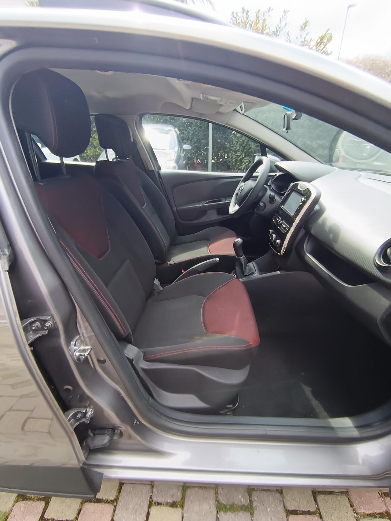 Renault Clio Sporter 1.2 75CV Life