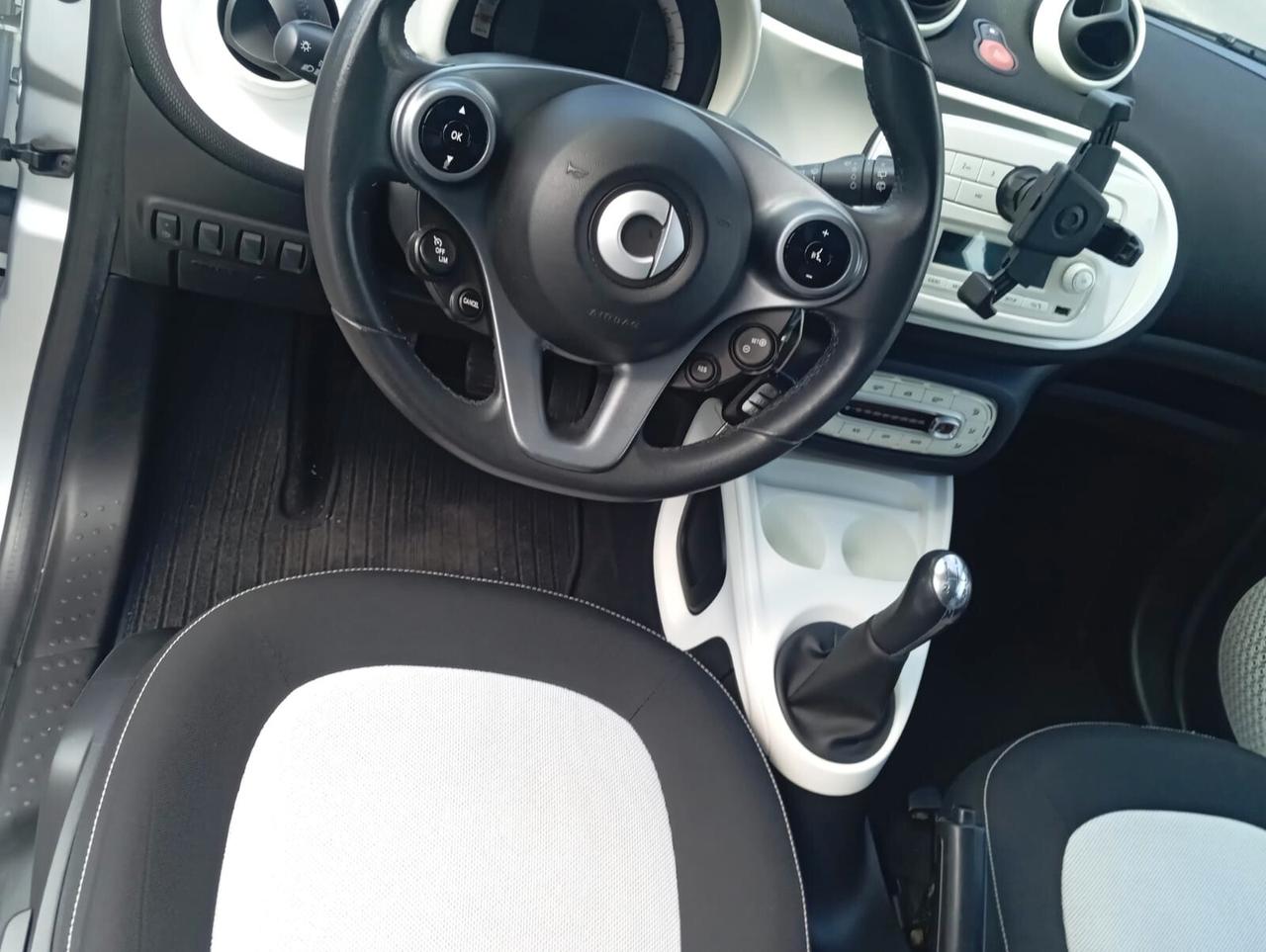 Smart ForFour PASSION 1.0 71CV KM 62000 COME NUOVA