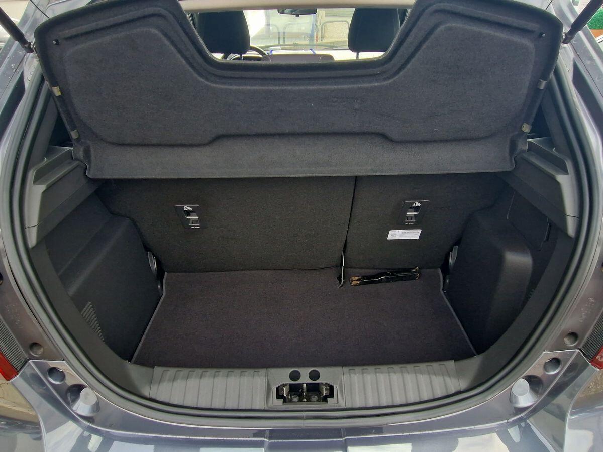 FORD KA + 1.2 ULTIMATE