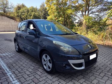 Renault Scenic Scénic X-Mod 1.5 dCi