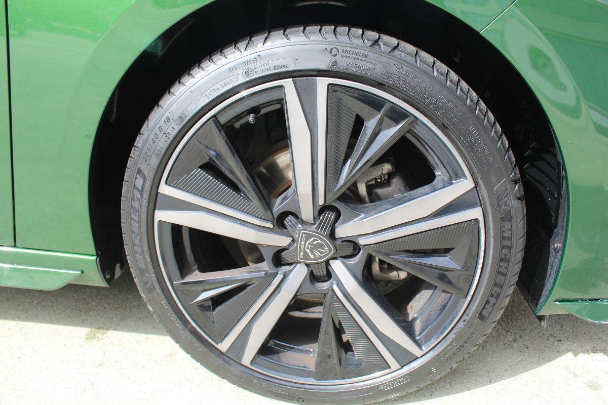 PEUGEOT - 308 - PureTech Turbo 130 s&s EAT8 GT