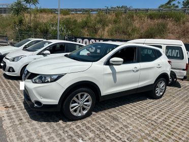 Nissan Qashqai 1.5 dCi Tekna-04/2016