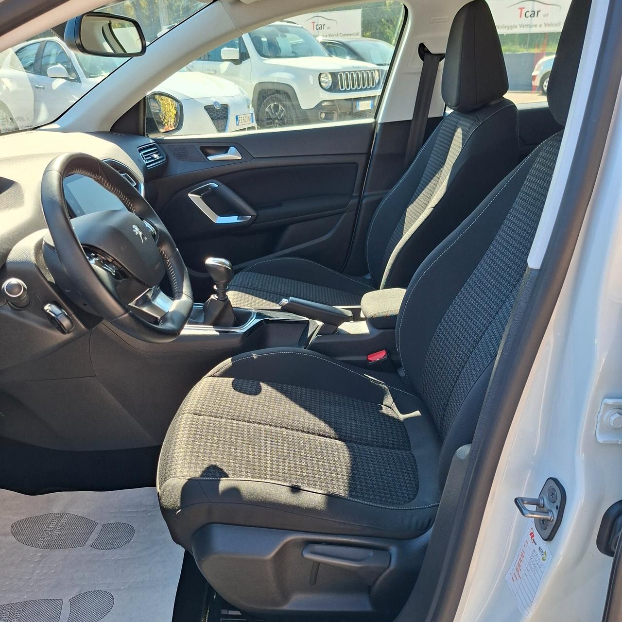 Peugeot 308 S.W. 1.5 Bluehdi 130 Cv Business