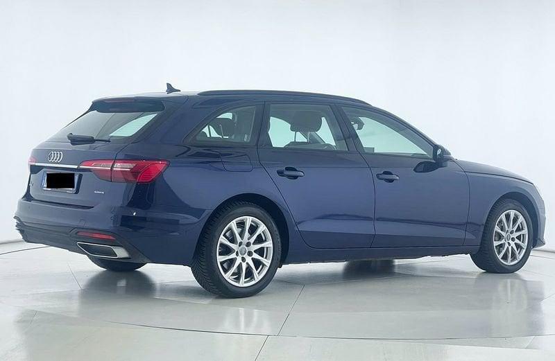 Audi A4 Avant 40 TDI quattro S tronic Business Advanced