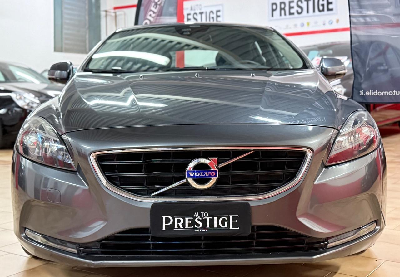 Volvo V40 D2 1.6 Powershift Style