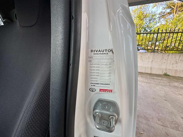 TOYOTA iQ 1.0 VVT-I OK NEOPATENTATI AUTOMATICA 4 POSTI