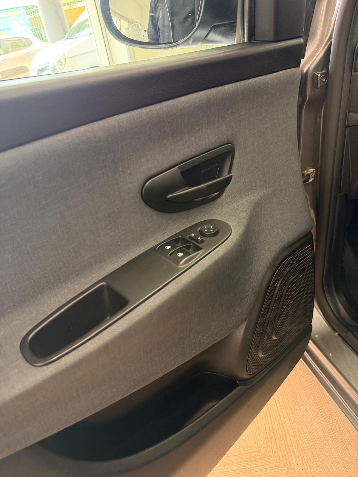 Lancia Ypsilon 1.0 FireFly 5 porte S&S Hybrid