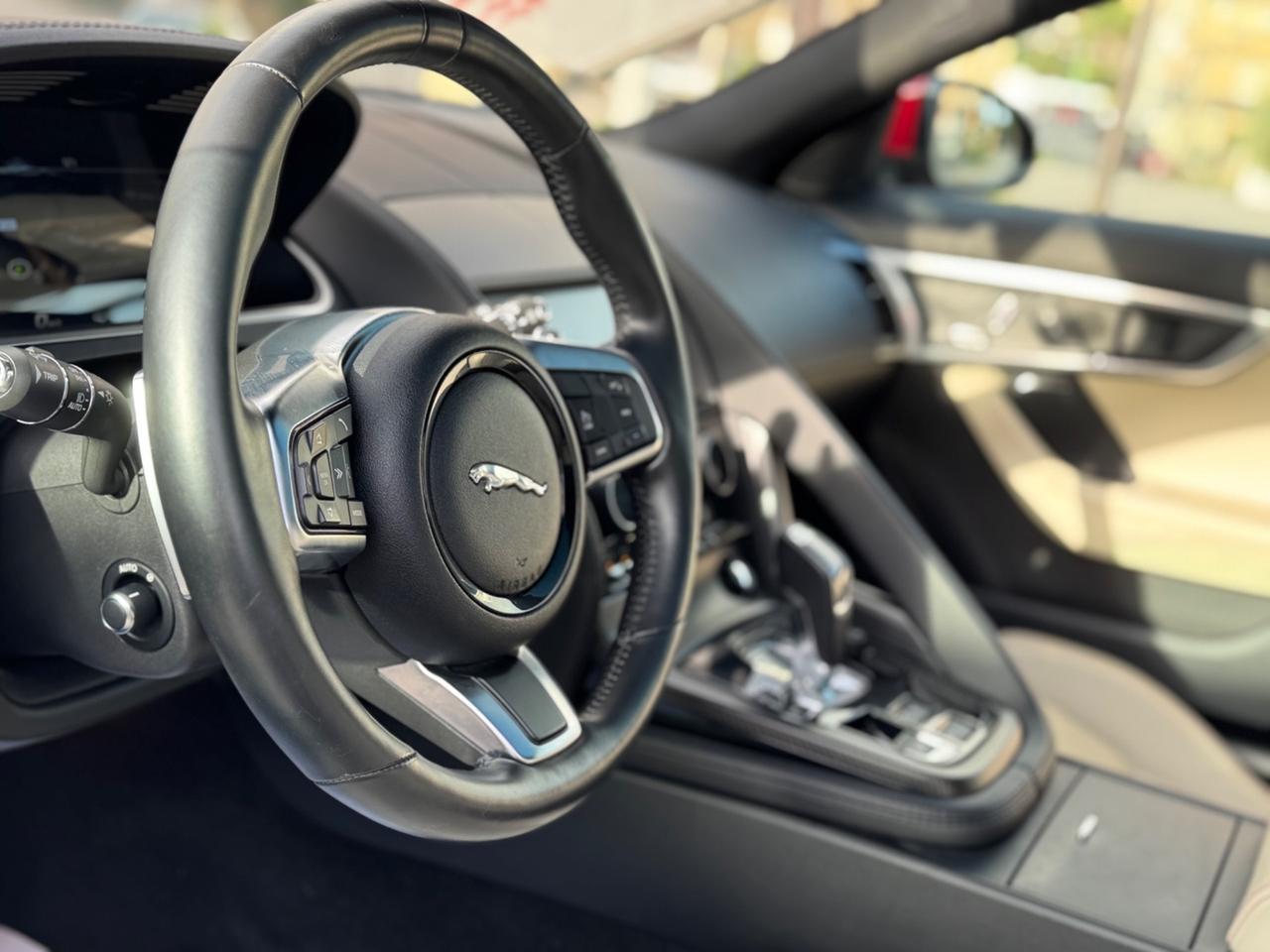 JAGUAR F-TYPE 5.0 V8 450 CV R-DYNAMIC AWD FULL IVA