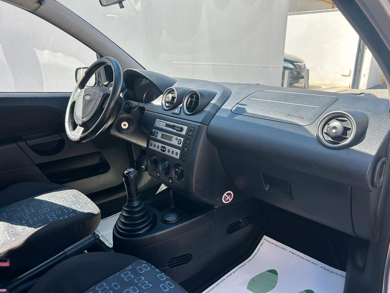 Ford Fiesta 1.4 TDCi 50Kw 5P GANCIO TRAINO-2004