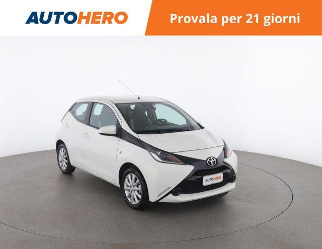 TOYOTA Aygo 1.0 VVT-i 69 CV 5 porte x-cool TSS