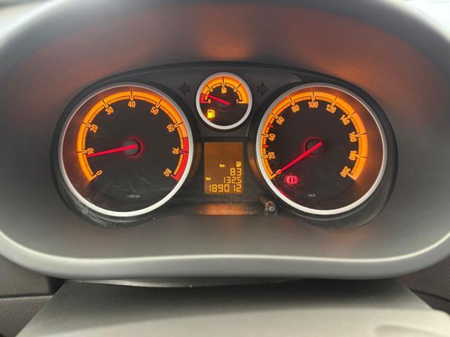 OPEL Corsa 1.4 16V 90CV 5 porte A/C CRUISE * NEOPATENTATI *