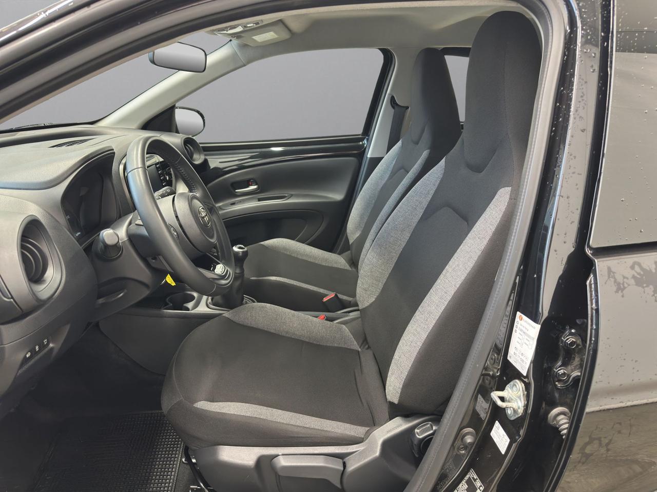 Toyota Aygo X 1.0 Active 72cv