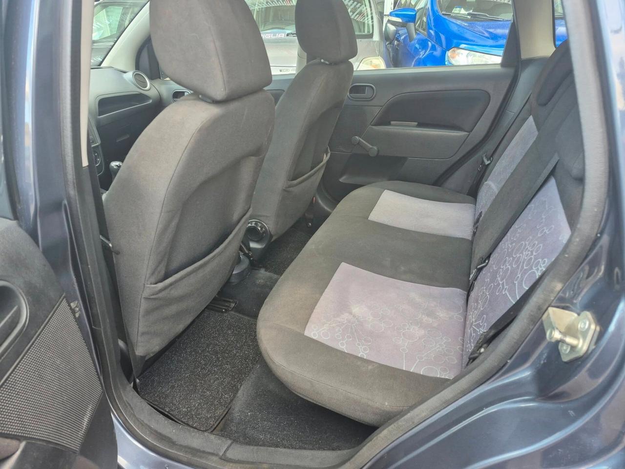 Ford Fiesta 1.4 TDCi 5p. Titanium