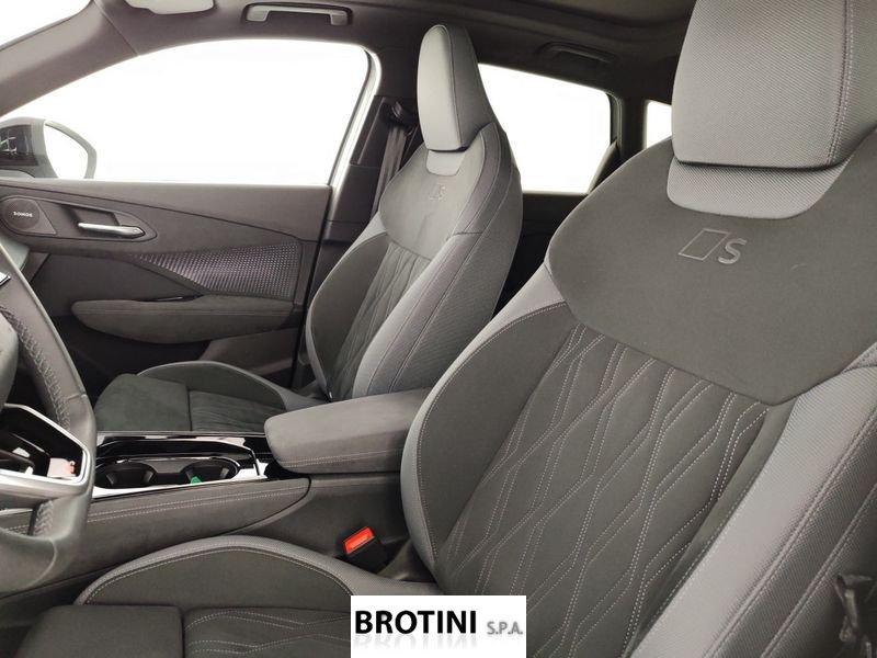Audi Q3 e-hybrid 200 kW S tronic Bus Adv