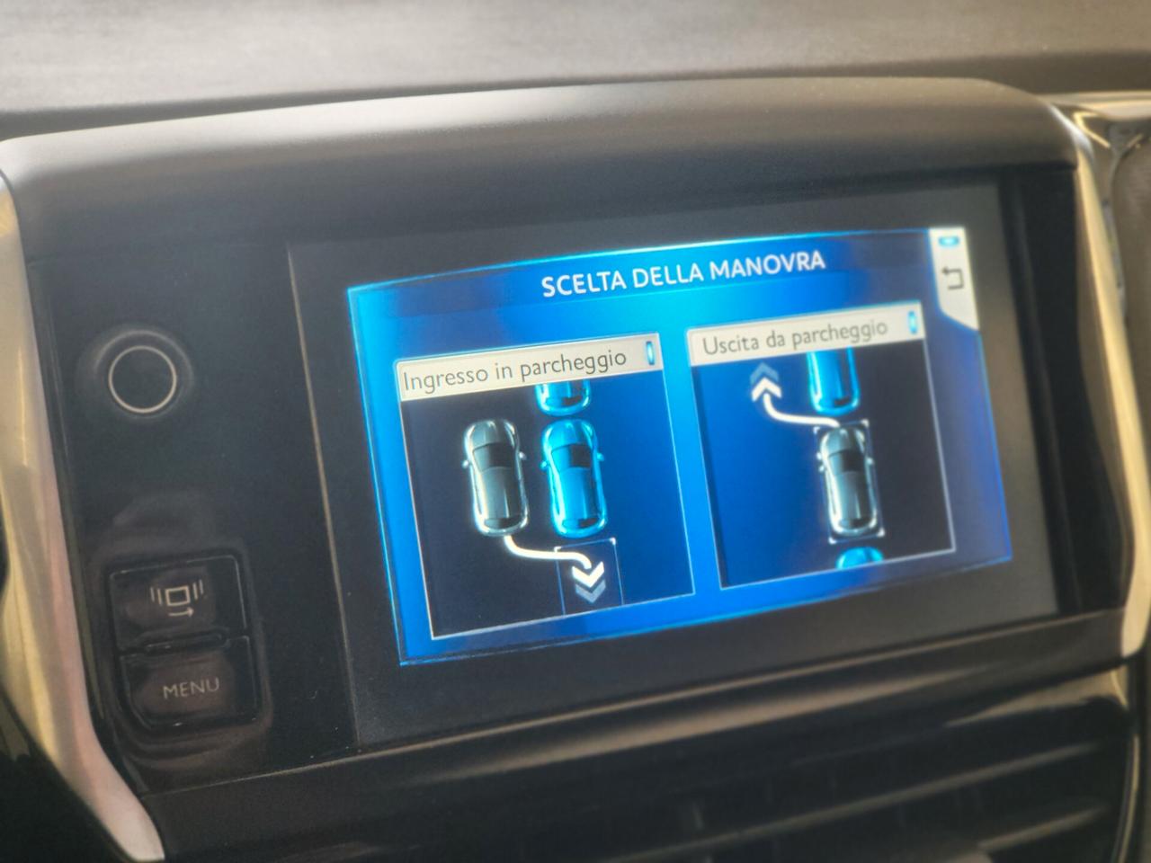 Peugeot 2008 - 2014 1.6 e-HDi 115 CV Allure