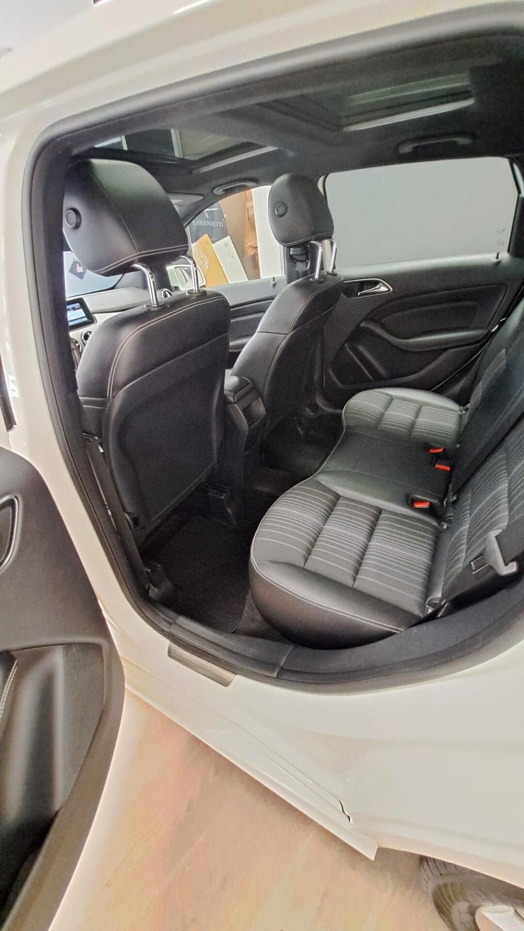 Mercedes-benz B 180 B 180 CDI BlueEFFICIENCY Premium