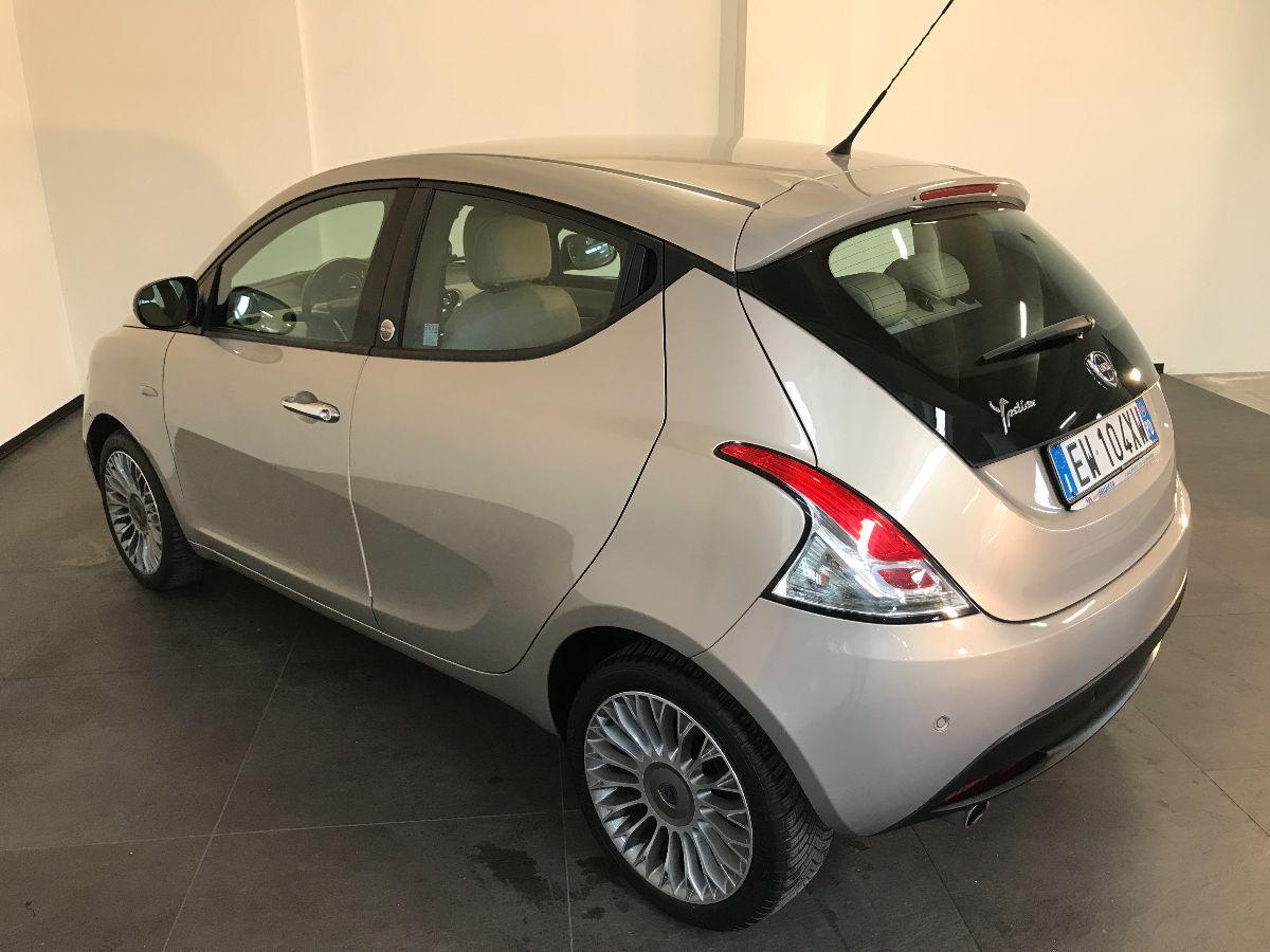 LANCIA Ypsilon 1.2 69 CV 5 porte GPL Ecochic Platinum