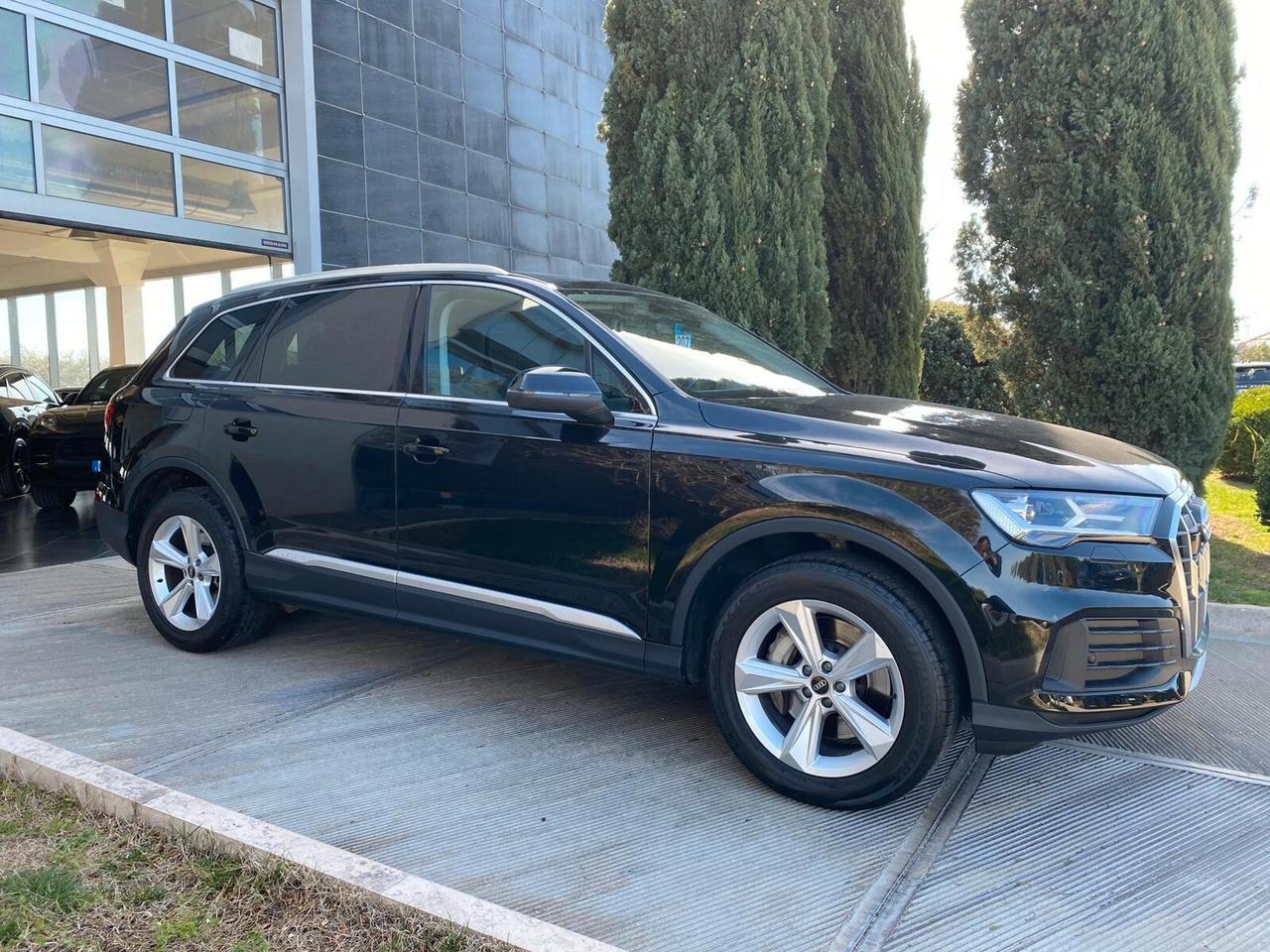 Audi Q7 50 TDI quattro tiptronic Business