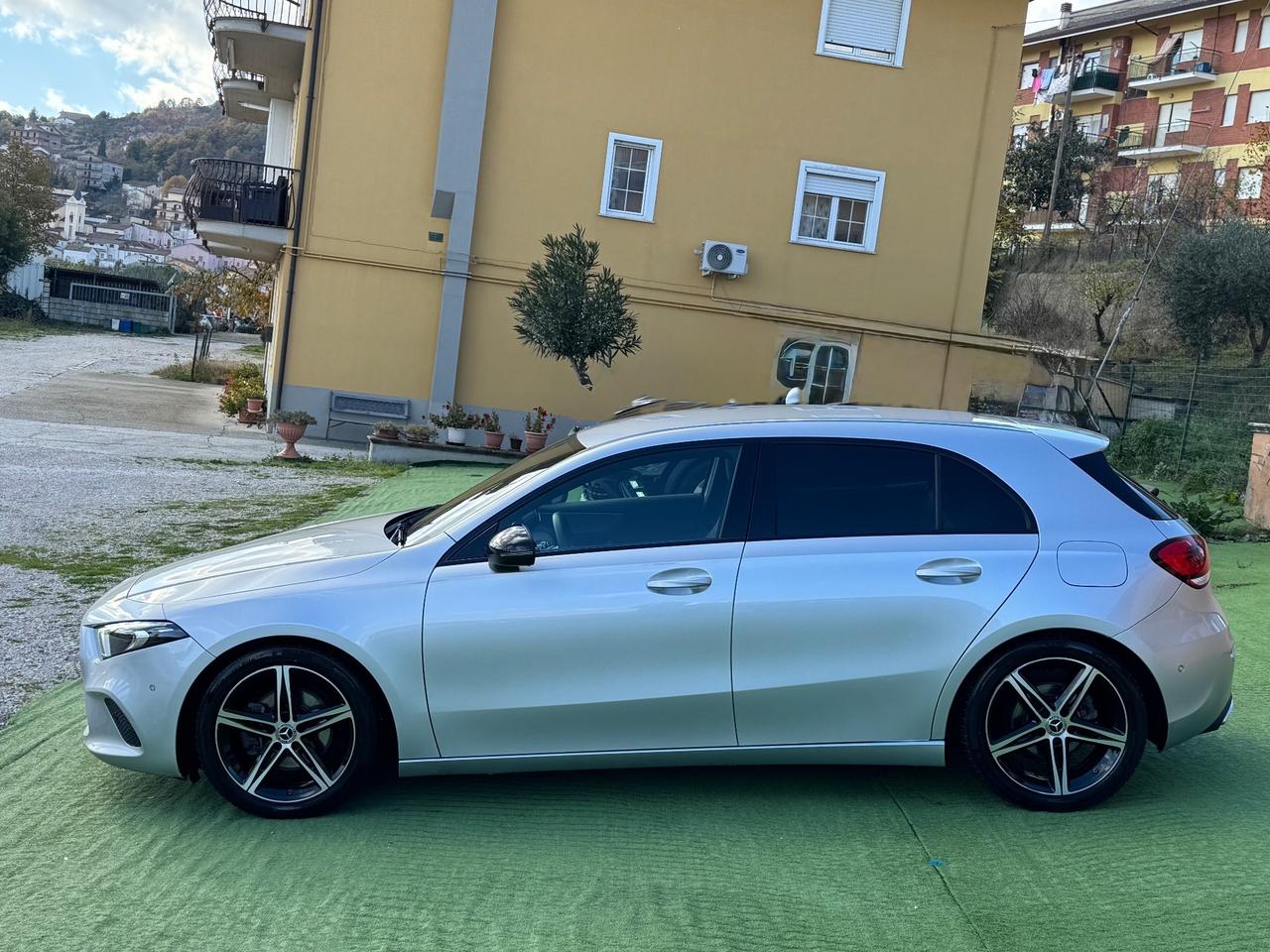 Mercedes-benz A 180 d Automatic Sport(mot.mercedes)