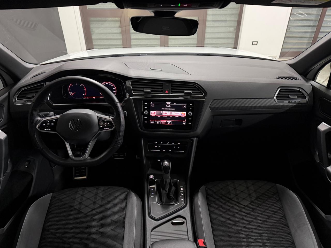 Volkswagen Tiguan 2.0 TDI (150) SCR DSG R-Line 2022