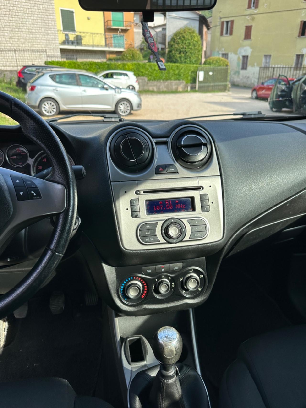 Alfa Romeo MITO 1.4 78 CV 8V S&S PROGRESSION NEOPAT KMCERT