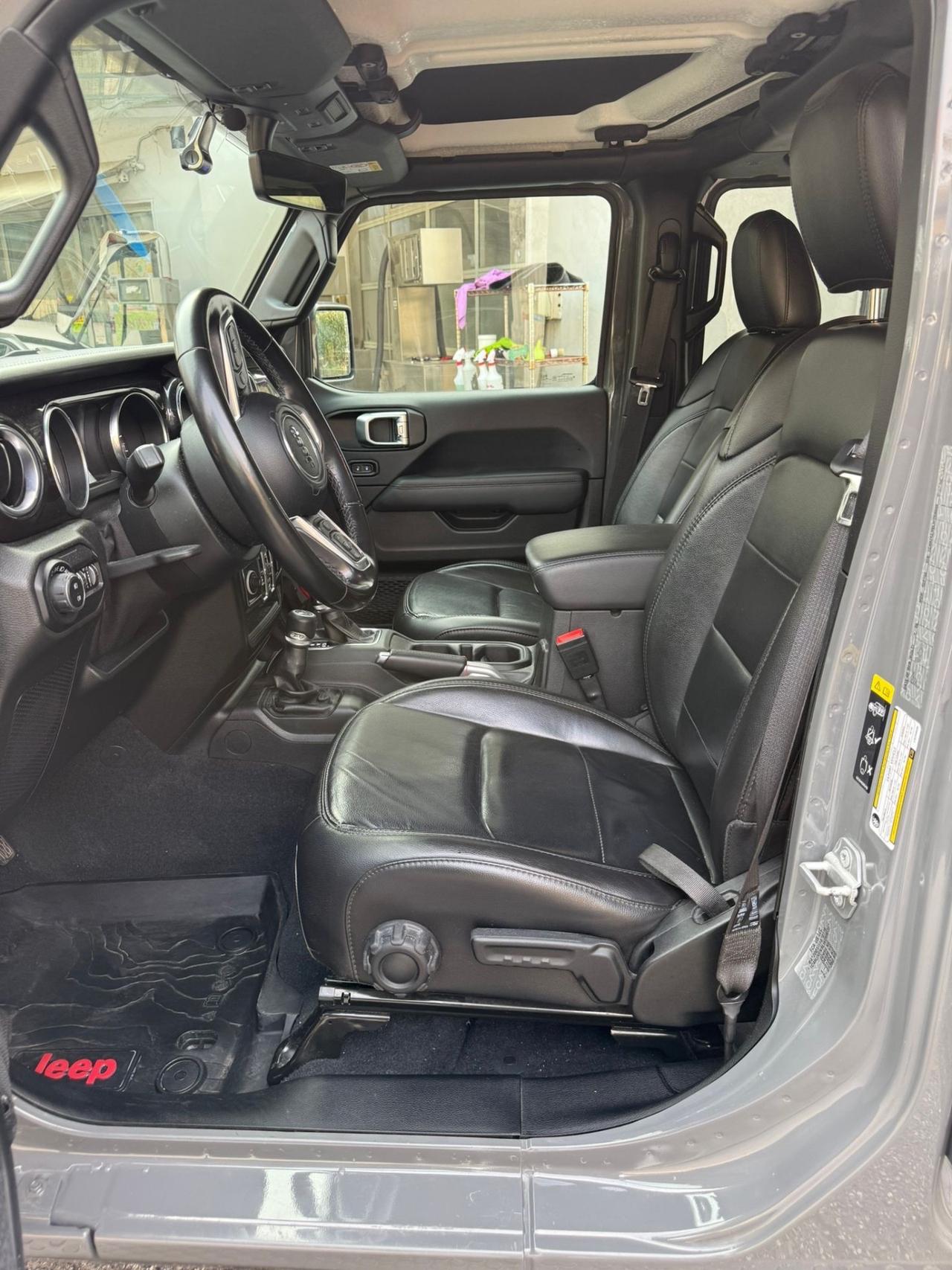 Jeep Wrangler 2.0 Turbo Sahara