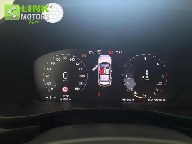 VOLVO XC40 D3 Geartronic Momentum