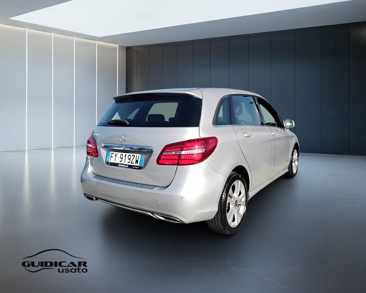 Mercedes-Benz Classe B - T246 - B 200 d (cdi) Sport auto
