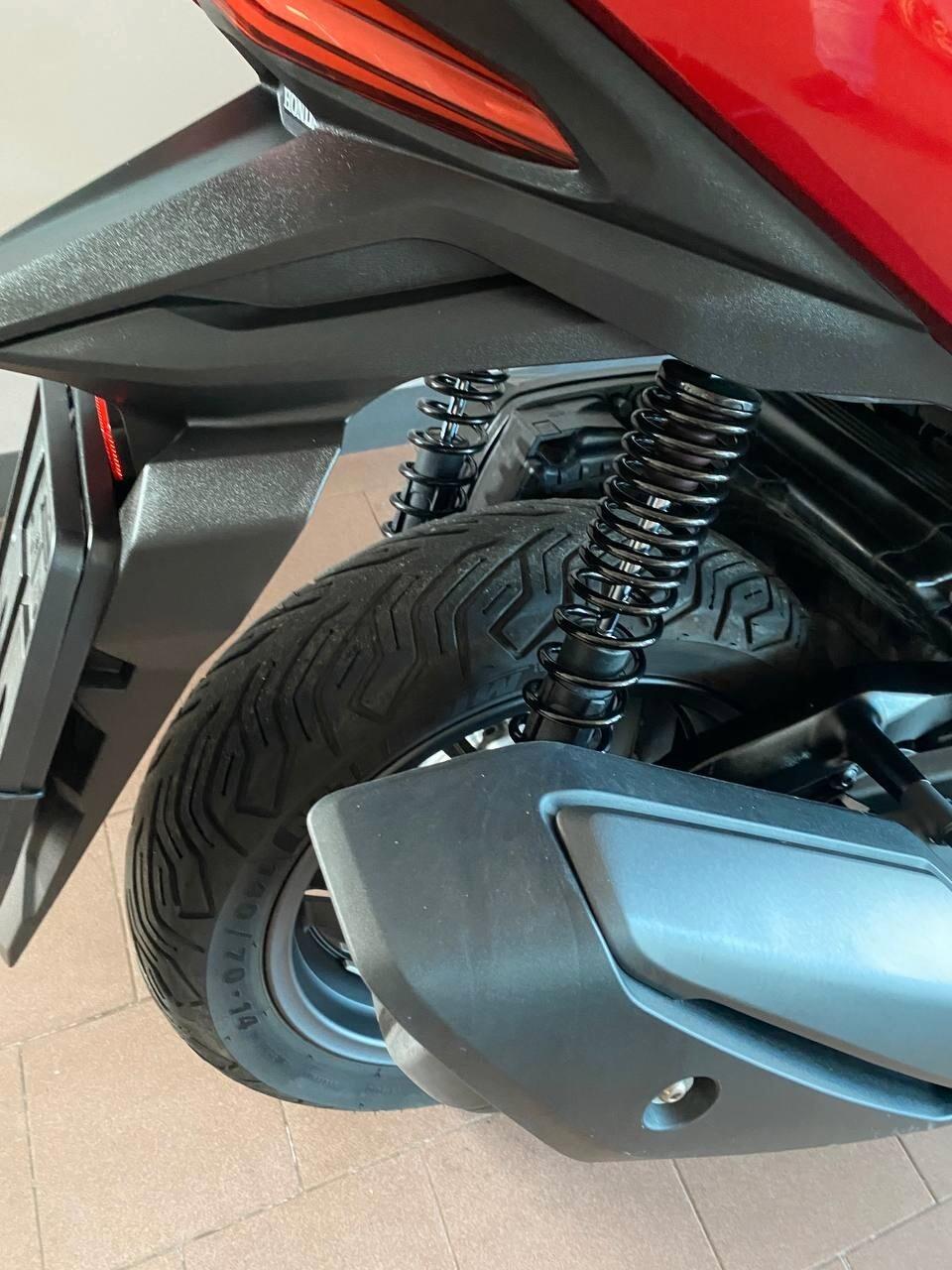 Honda Forza 350