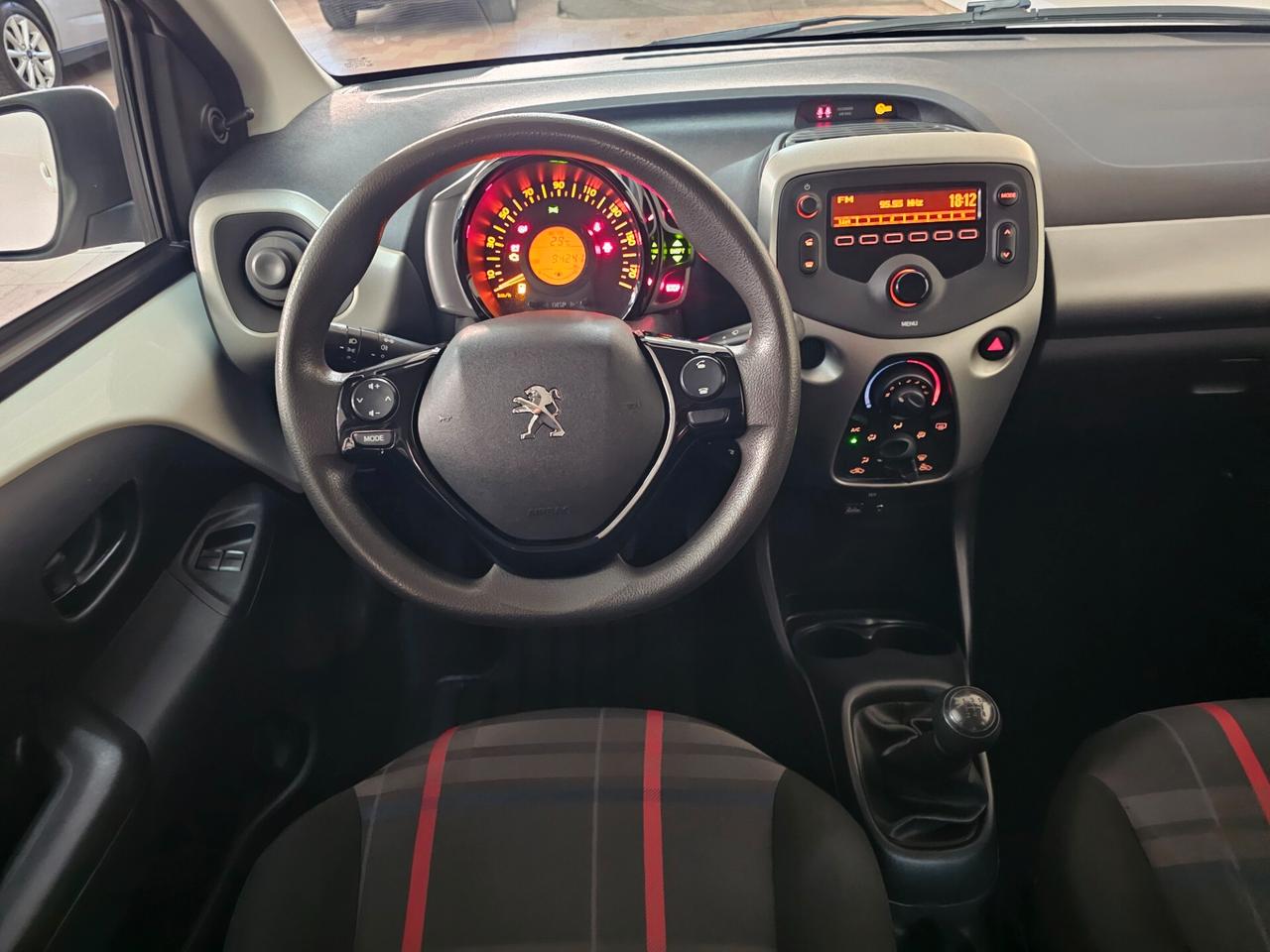Peugeot 108 PureTech 82 5 porte Allure TOP! GPL INSTALLATO NEL 2023