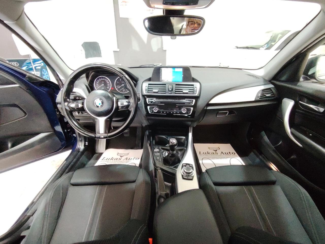 Bmw 116 116d 5p. Urban