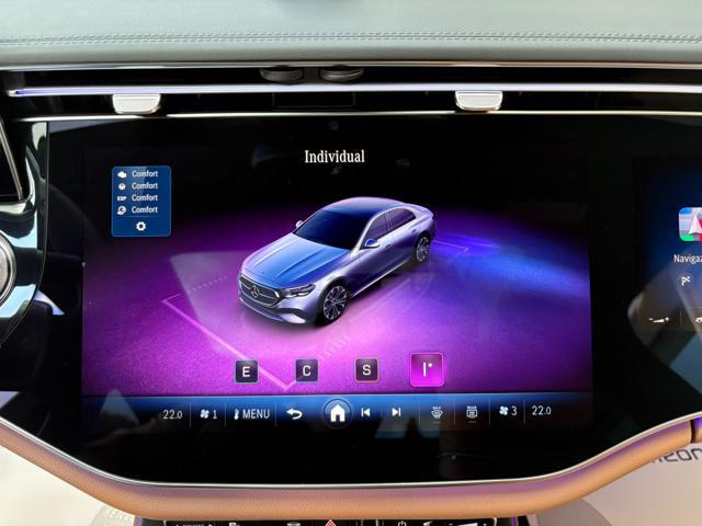 MERCEDES-BENZ E 220 d Mild hybrid 4Matic AMG Line Premium Plus TETTO