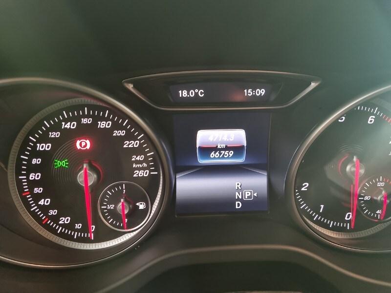MERCEDES CLA (C/X117) CLA 180 S.W. Business