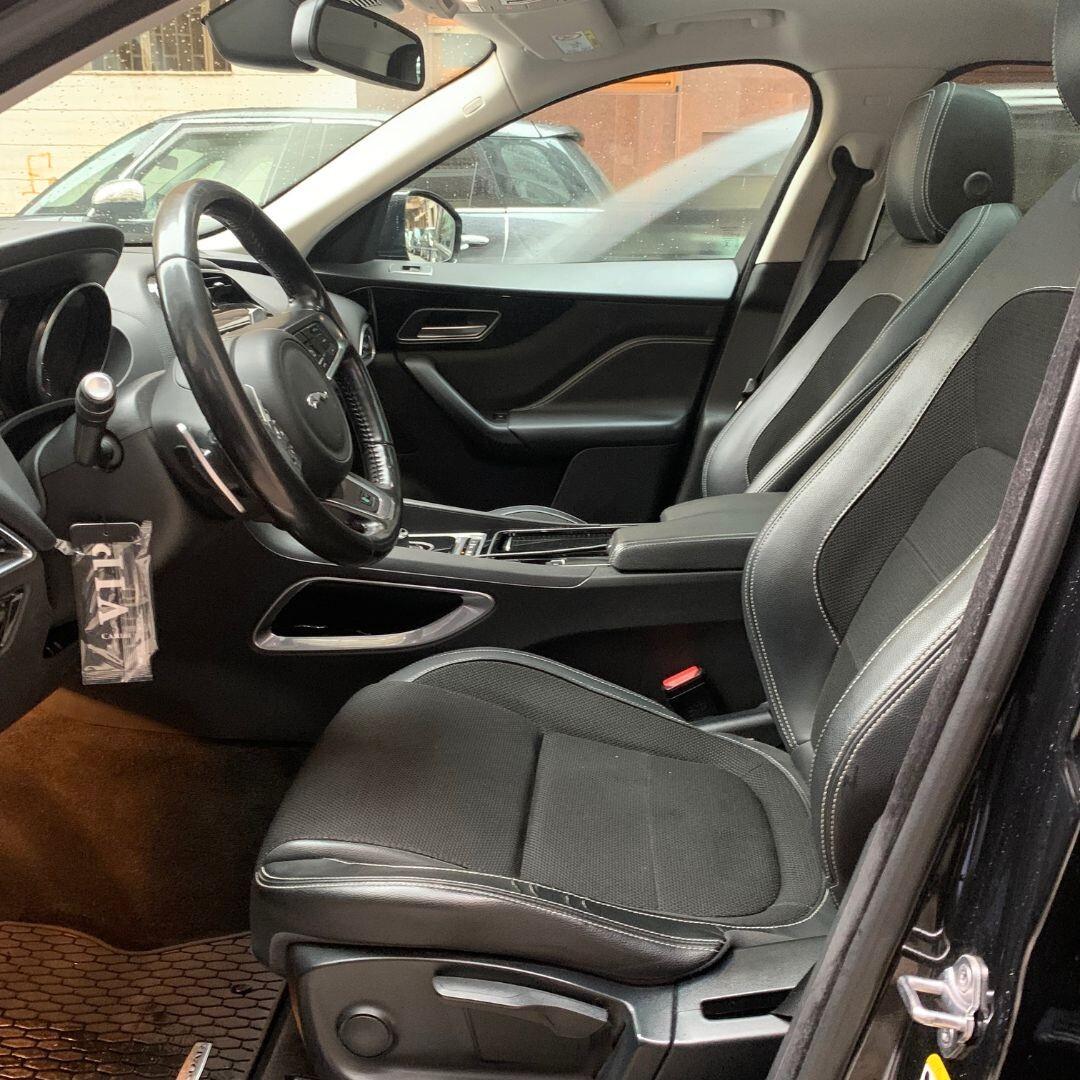 Jaguar F-Pace 2.0 D 180 CV AWD aut. R-Sport