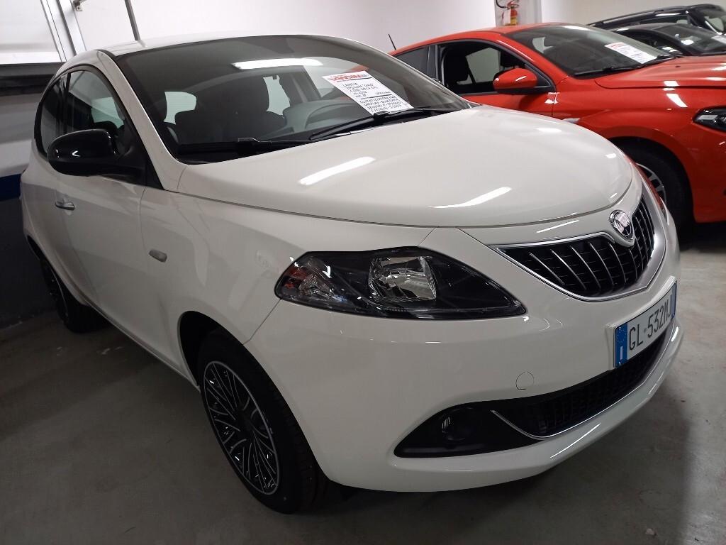 Lancia Ypsilon 1.0 FireFly 5 porte S&S Hybrid Ecochic Gold