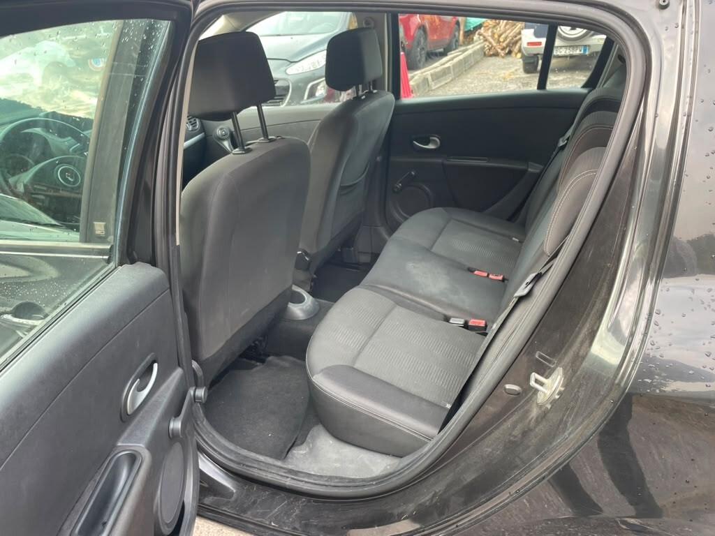 Renault Clio 1.2 16V 5 porte Dynamique