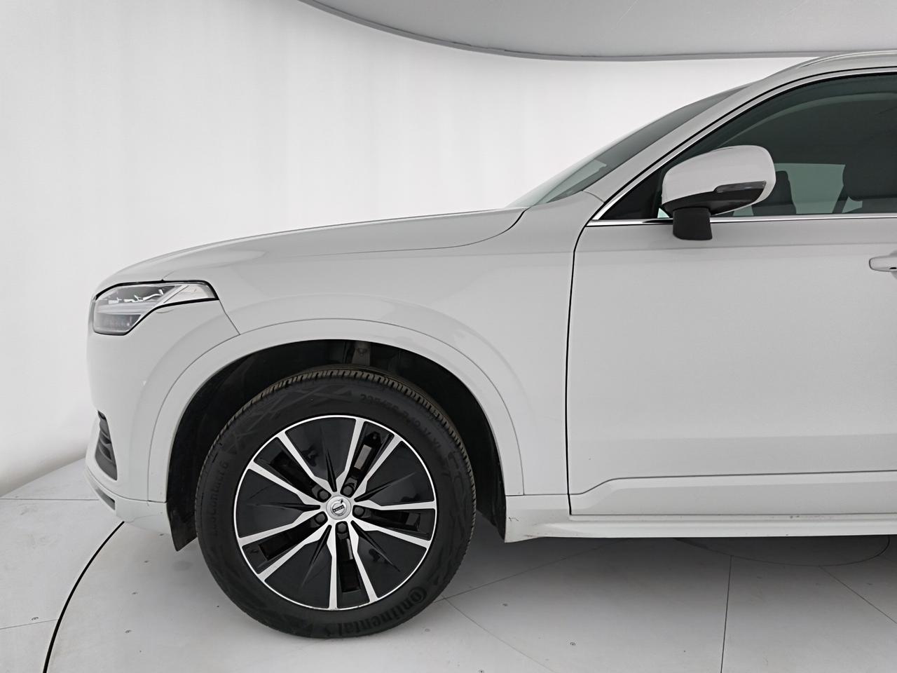 Volvo XC90 2.0 b5 Momentum Pro awd