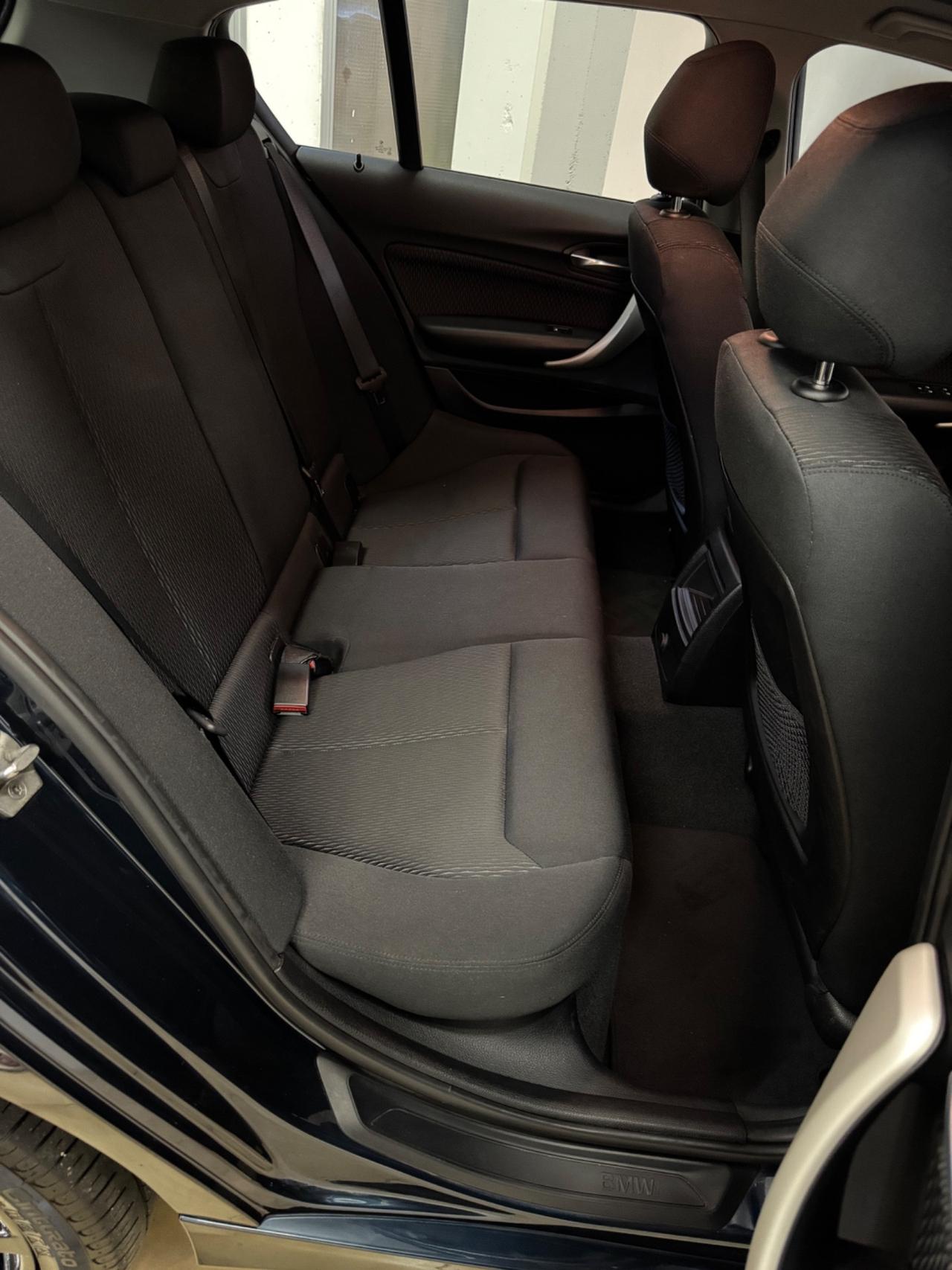 Bmw 118d xDrive 5p. Urban