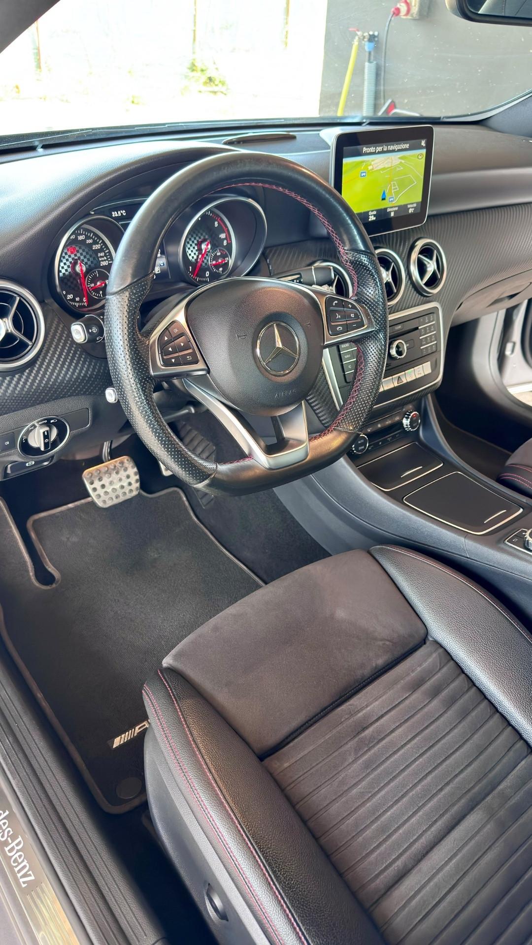 Mercedes-benz A 200 d Automatic 4Matic Premium