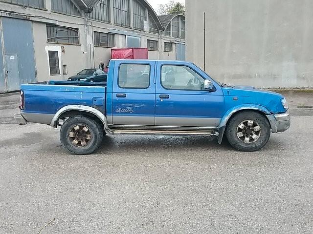 Nissan Navara (D22) 2.5 TD 103CV 4WD Cab. Doppia
