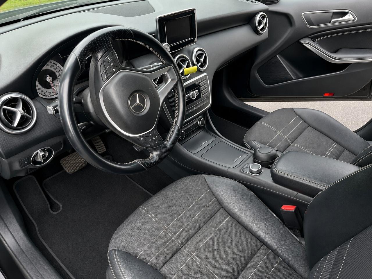 MERCEDES A180 IN ARRIVO