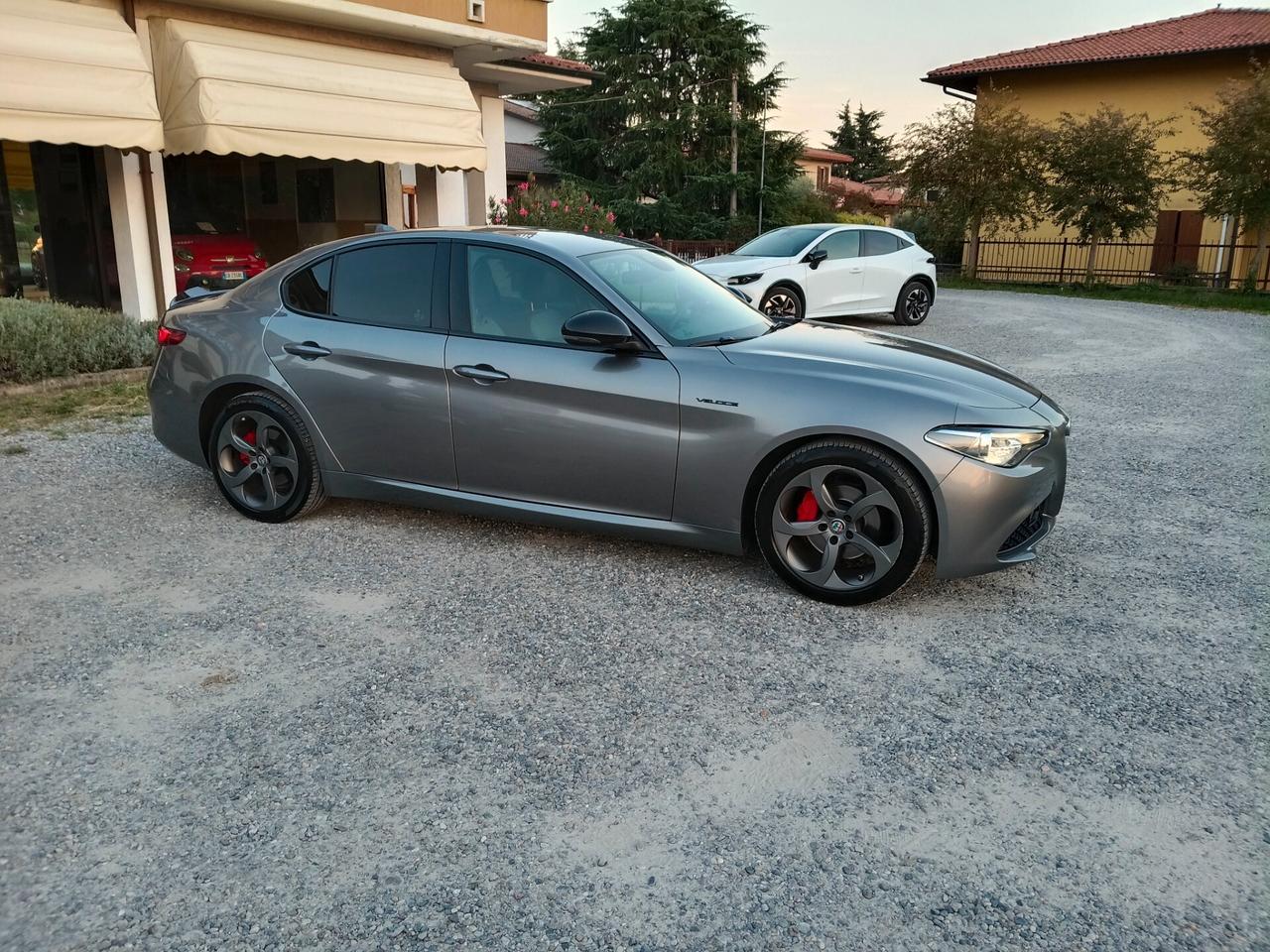 Alfa Romeo Giulia 2.2 Turbodiesel 160 CV VELOCE